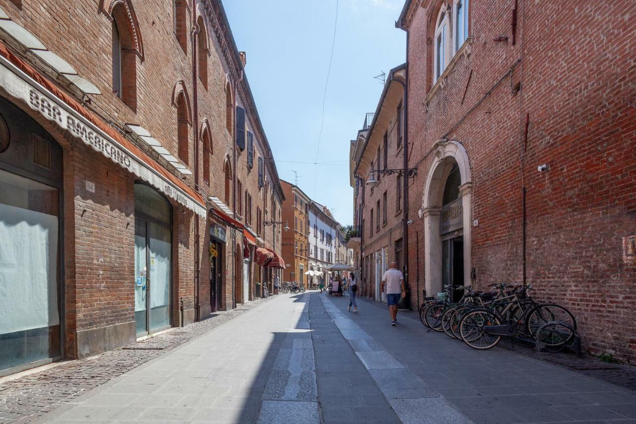Ferrara Mercato Fancy Studio Exterior foto